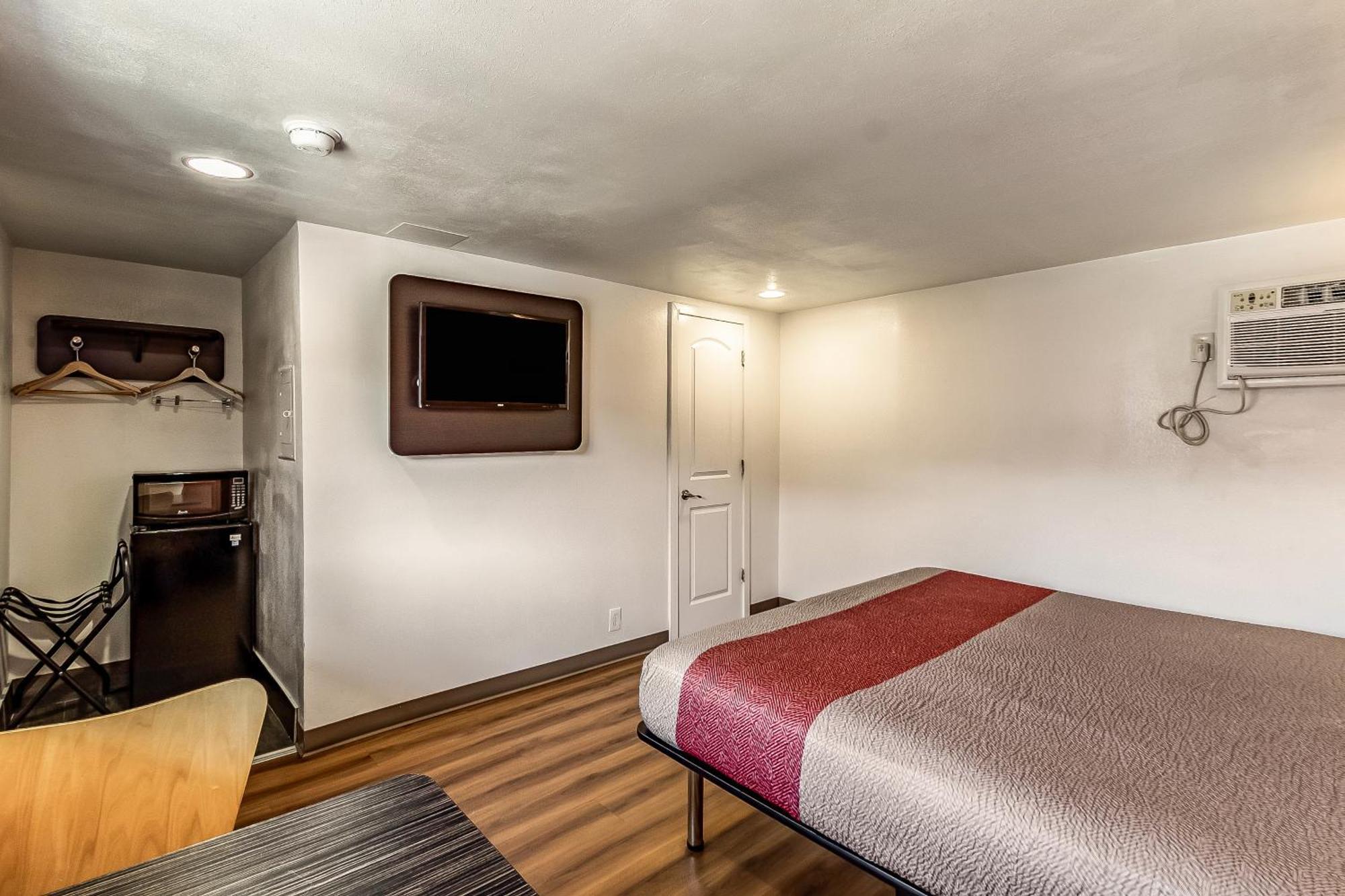 Motel 6 Elizabeth Nj Newark Liberty Intl Airport Exteriér fotografie